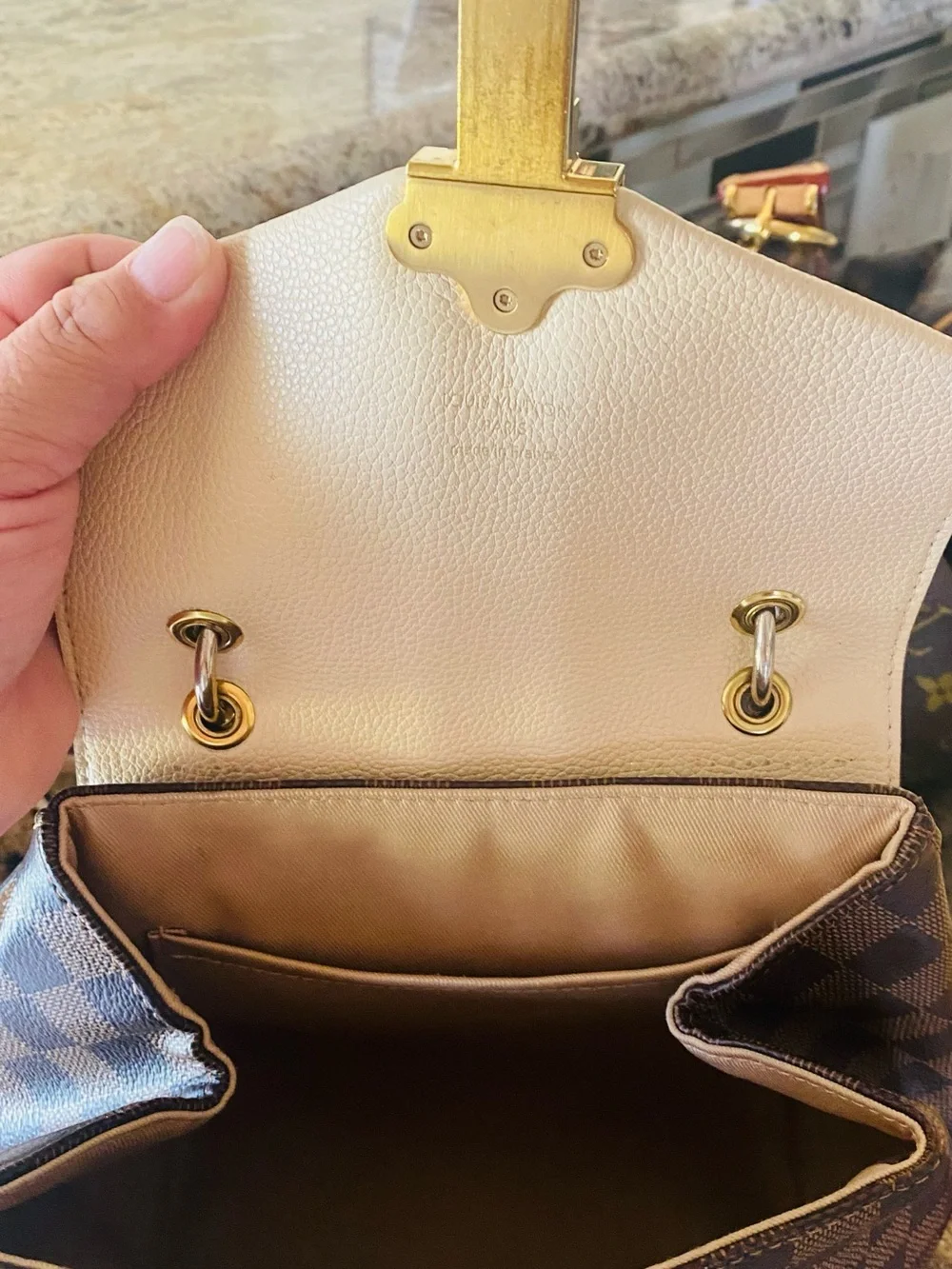 N/A bag opens